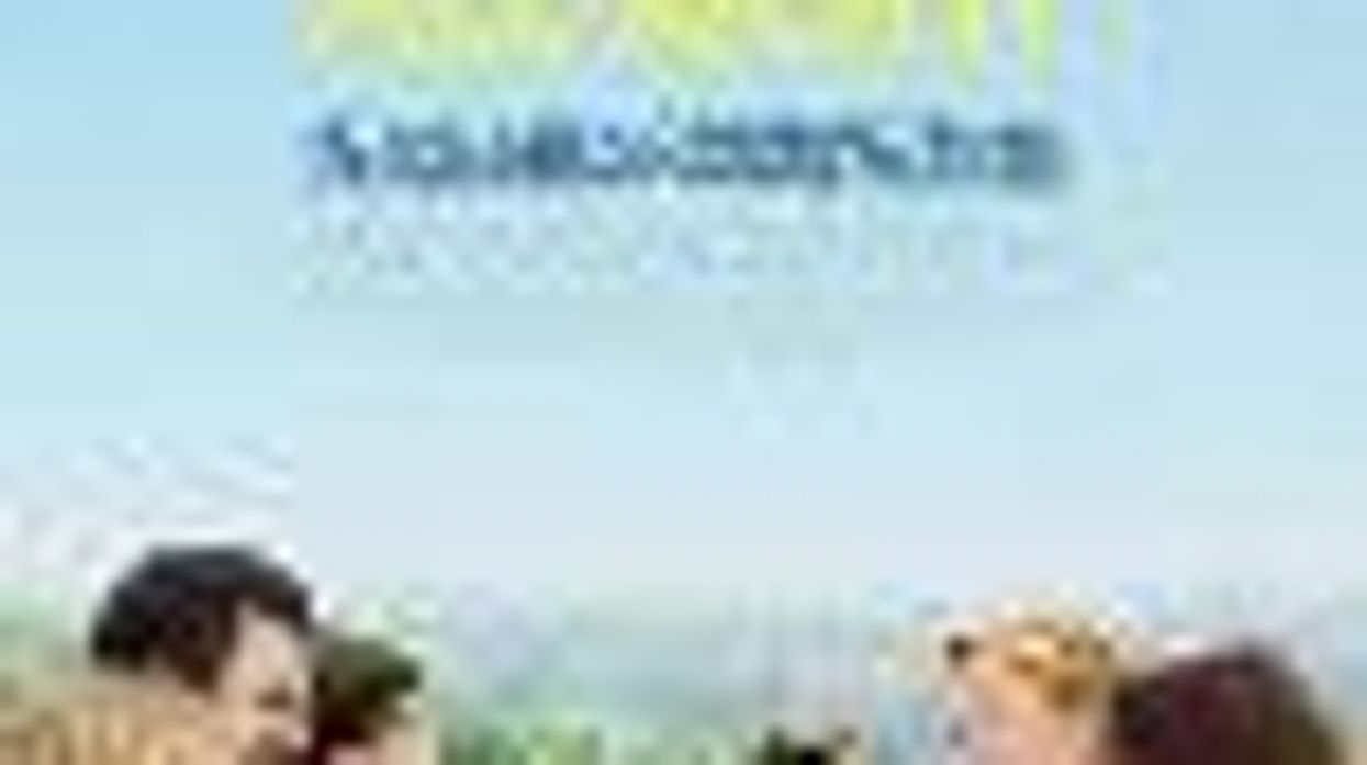 Julianne Moore and Annette Bening as Lesbians in 'The Kids Are All Right' New Trailer