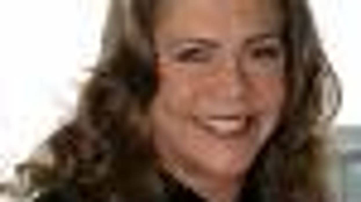 Kathleen Turner Looks for 'The Perfect Family'