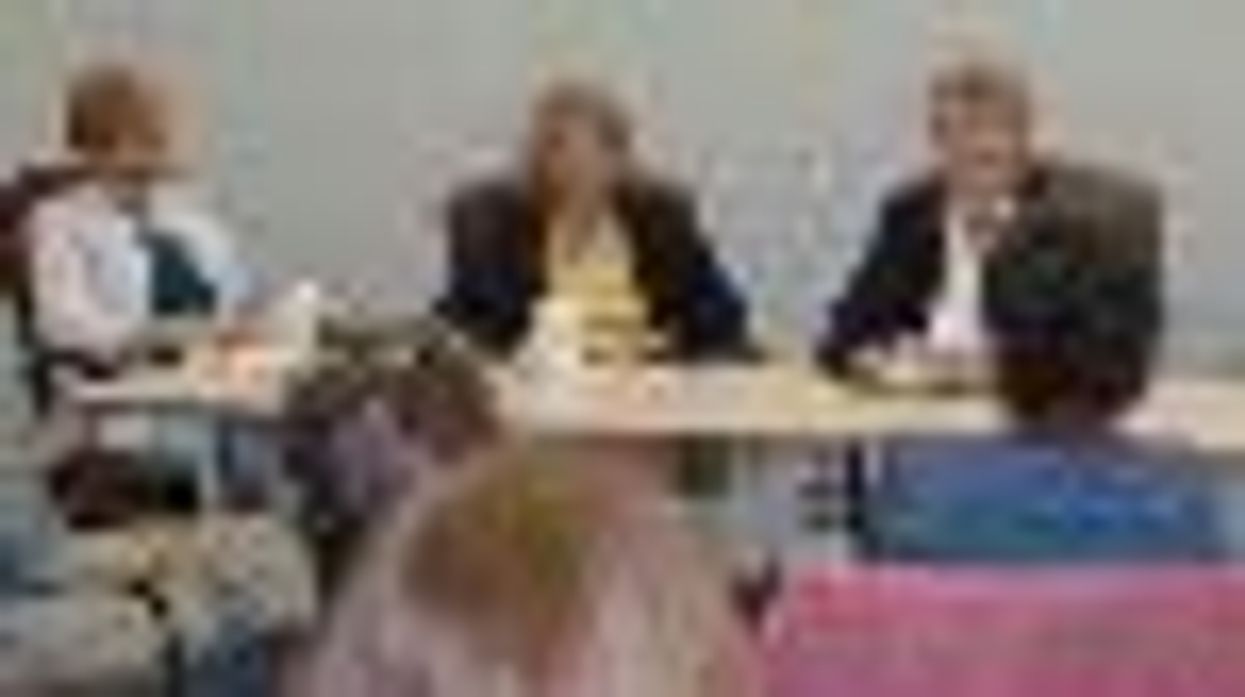 Bella Y Tour Takes Lesbian Authors to the Readers