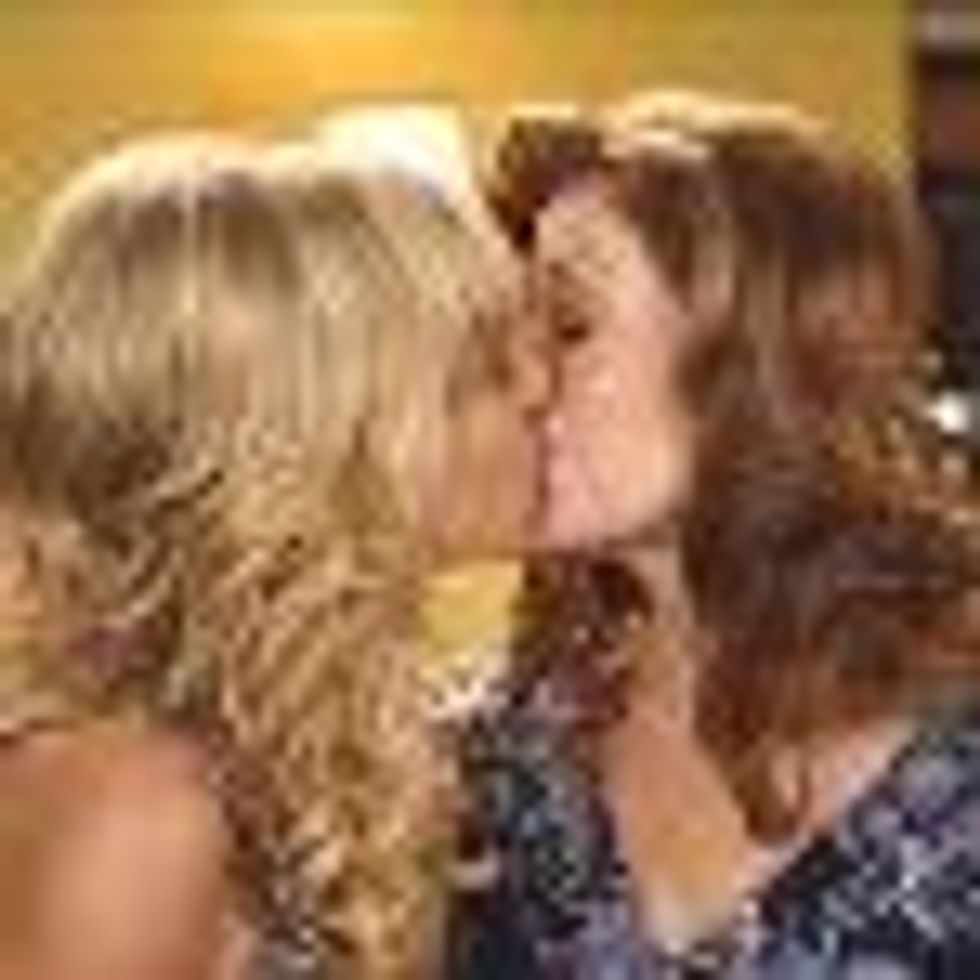 Marcia Cross Jealous Over 'Desperate Housewives' Lesbian Kiss