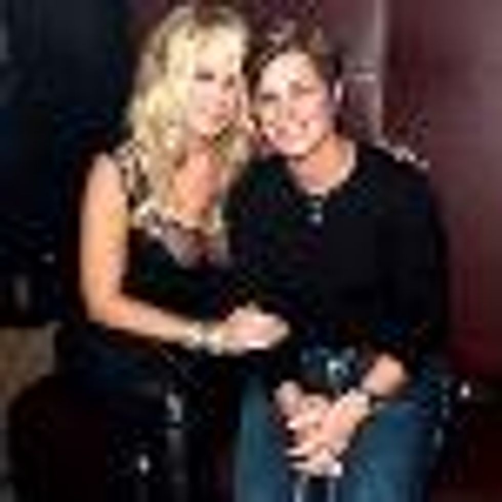 Real Housewife Kim Zolciak Out on the Town with Girlfriend DJ Tracy Young???