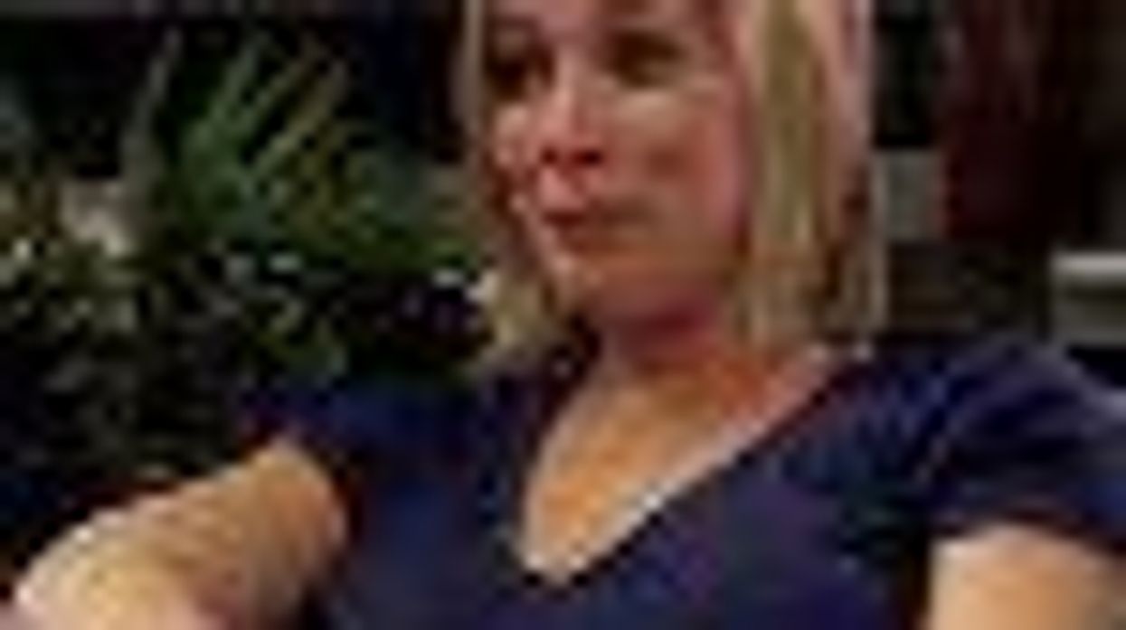 'Anyone But Me' Season 2: Episode 4 'Girl Talk' with Liza Weil