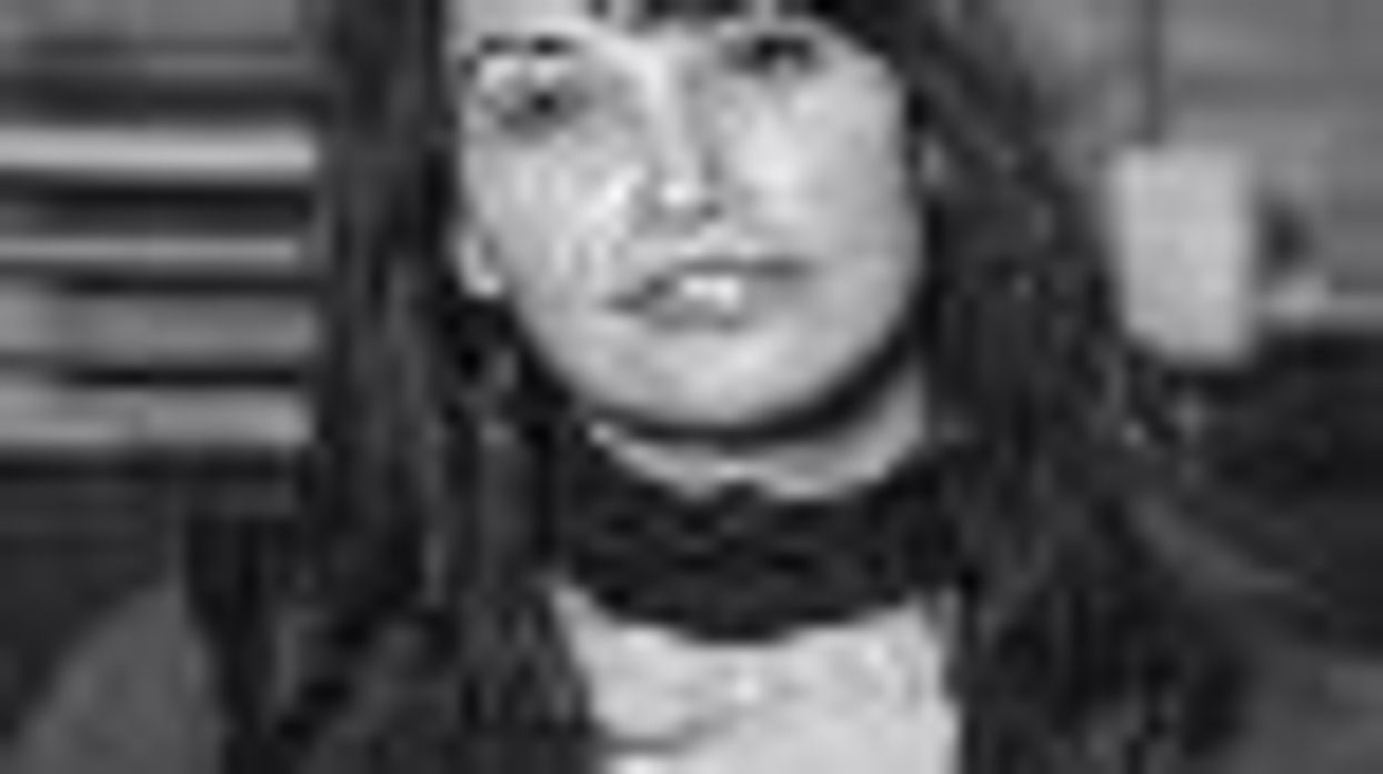 Is it a Sign? Gina Gershon is in Love with her Cat...