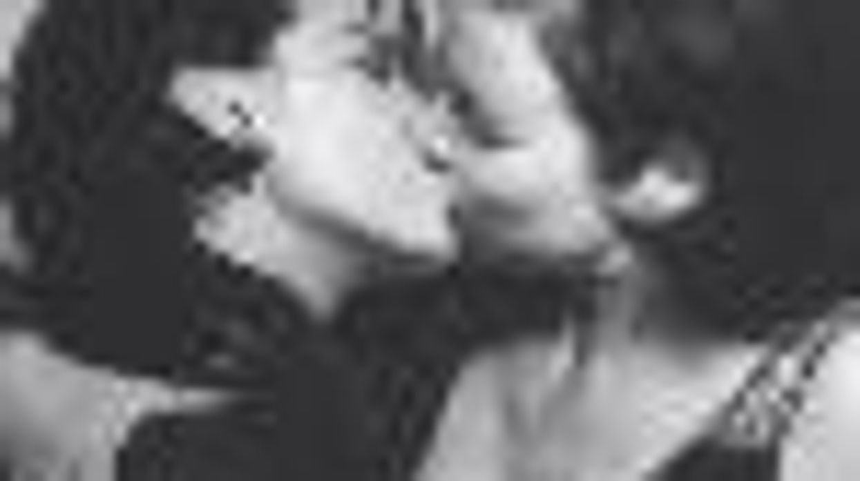 Actresses Who Kiss and Tell: The Girl-On-Girl Edition