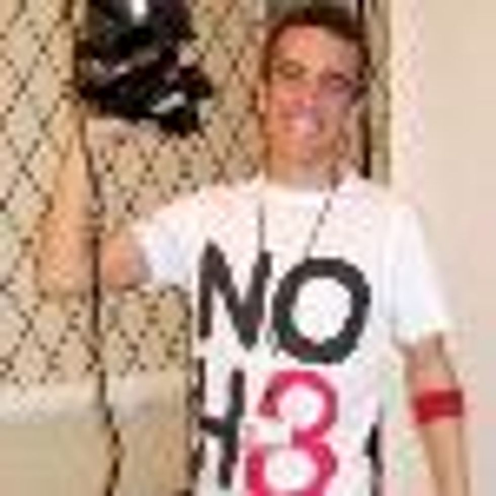 NOH8 Takes Gay Marriage Campaign to the Big Apple