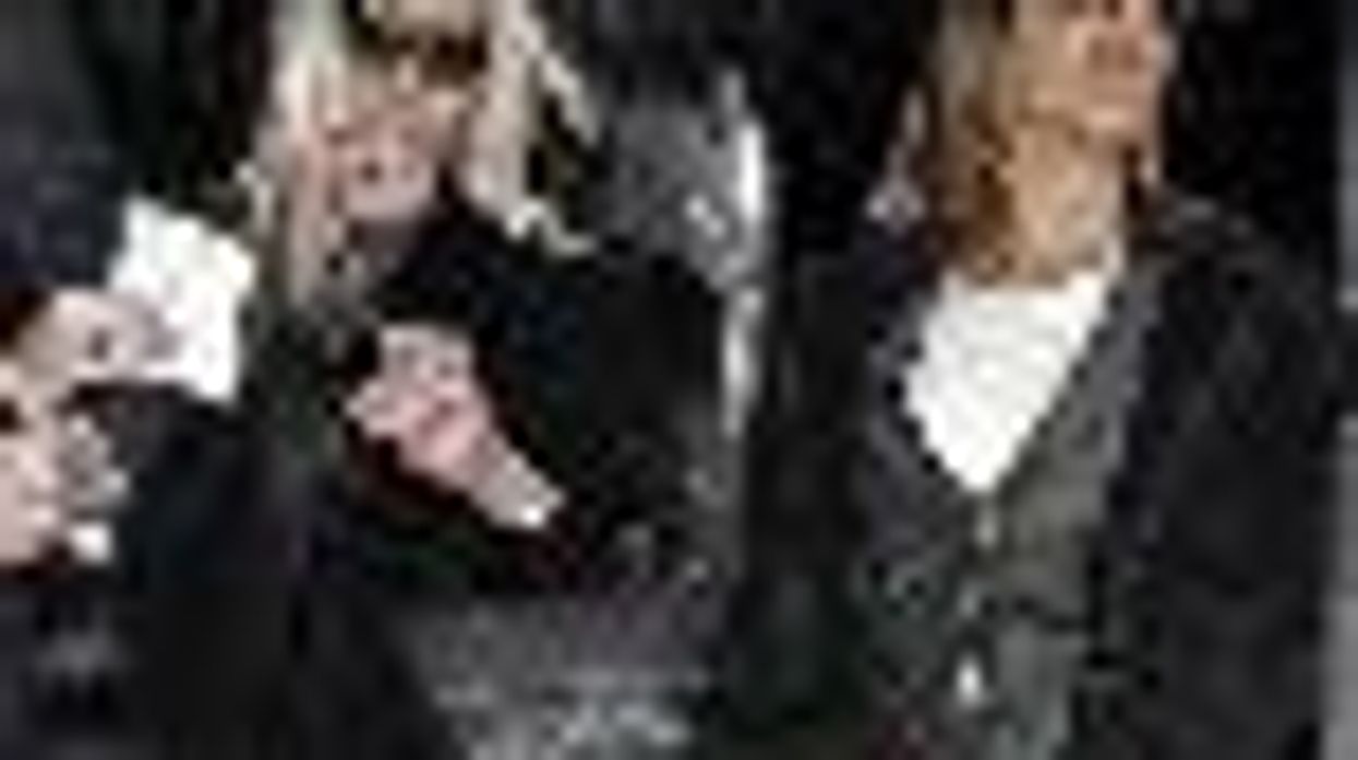 Two NY Strippers Offer 'Lesbian Defense' in Court After Soliciting Cop