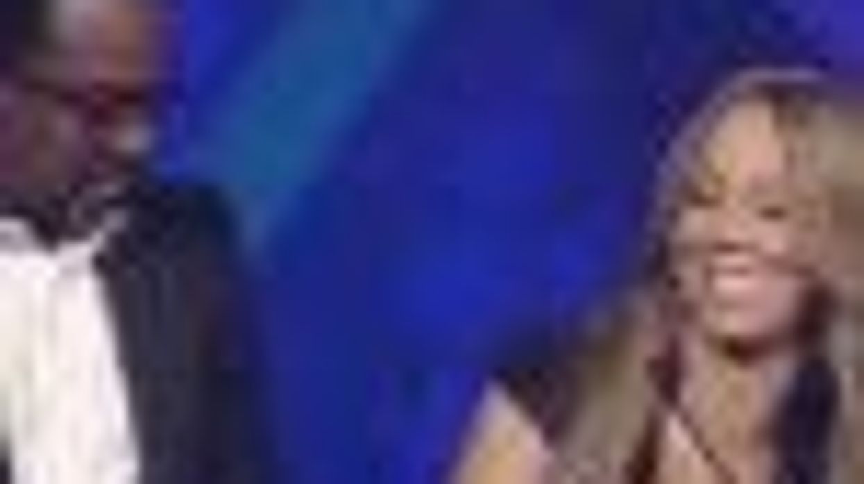 Drunken Mariah Carey Bellies up to the Podium at Palm Springs Film Fest