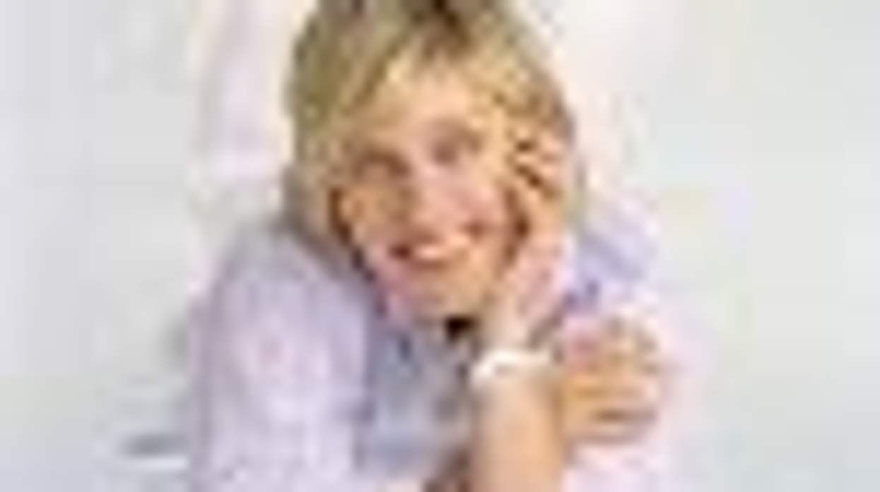 America Wants to Trim the Tree with Ellen Degeneres!