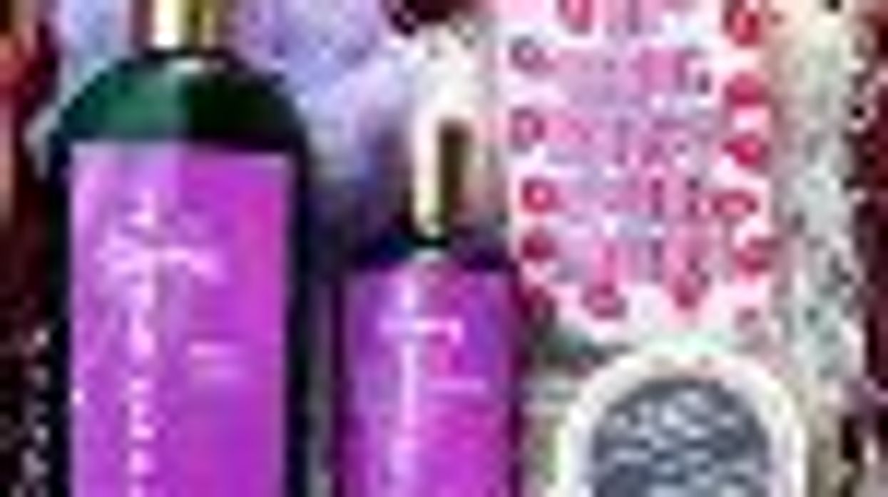 Lesbians Do it Better: Holiday Gifts Under $30