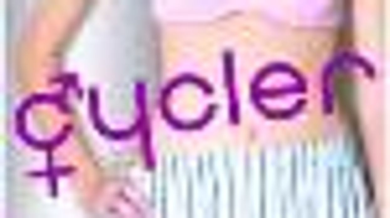 <p>'Cycler' Book Series to Bring Teen Bisexuality and Gender Fluidity to the Big Screen!</p>