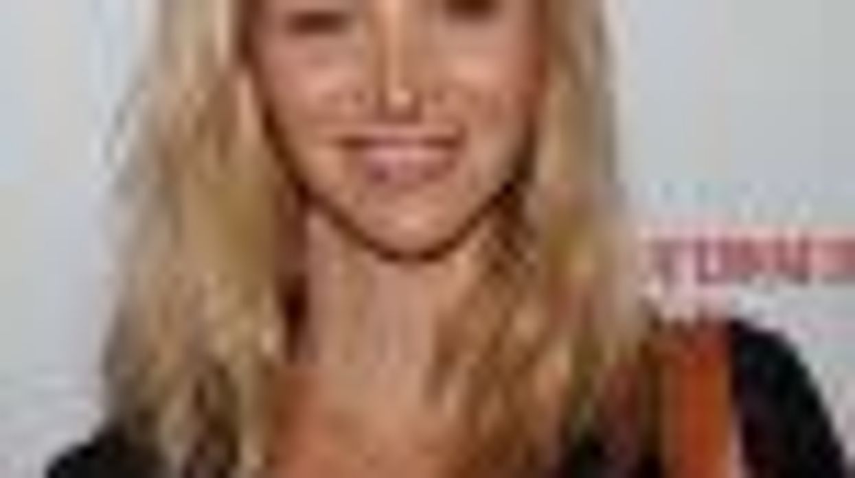 Lisa Kudrow Developing Gay Childhood Comedy 'Rapture' for Showtime