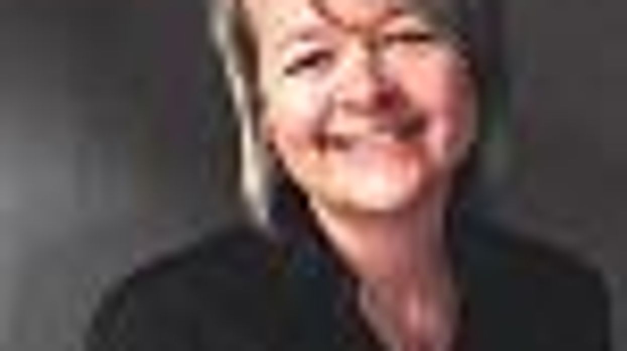 Lesbian Author Sarah Waters Shortlisted for Man Booker Prize