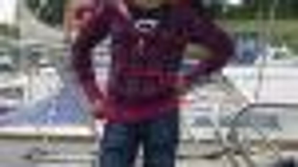 Dangers Sailing Around the World Solo: Is 13 Too Young?