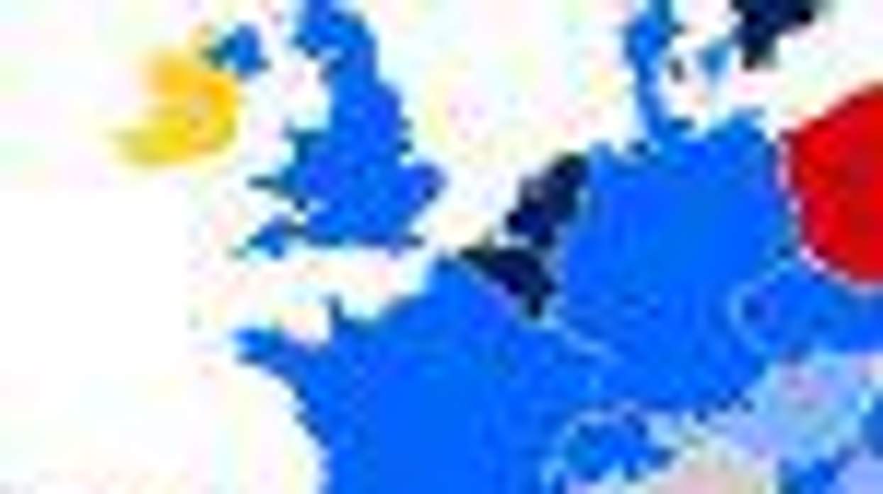 Ireland: Gays and Lesbians Still Not Equal Under Civil Partnership Bill