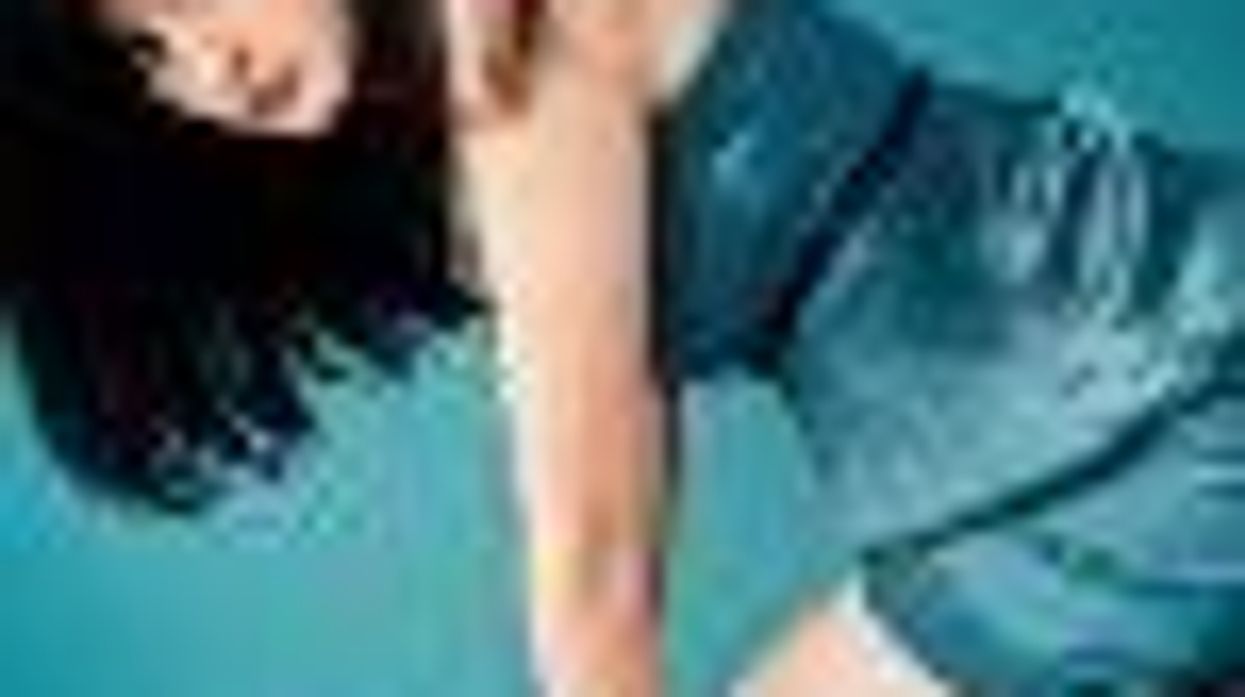 Anne Hathaway's Lesbian Kiss?