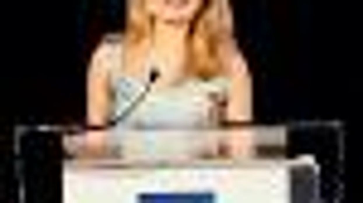 Patricia Clarkson on Gay Marriage and Don't Ask Don't Tell at HRC Dinner: Video