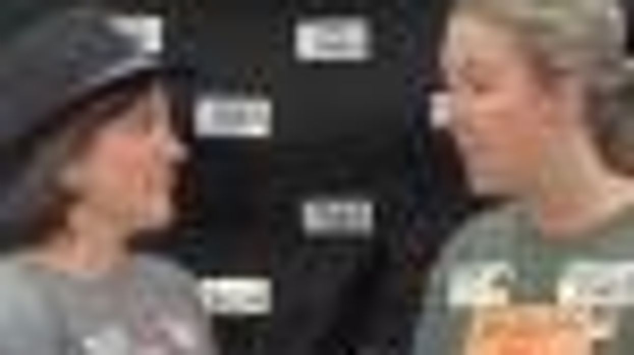 Backstage at 'Meet in the Middle' Video Interview with Robin McGeHee