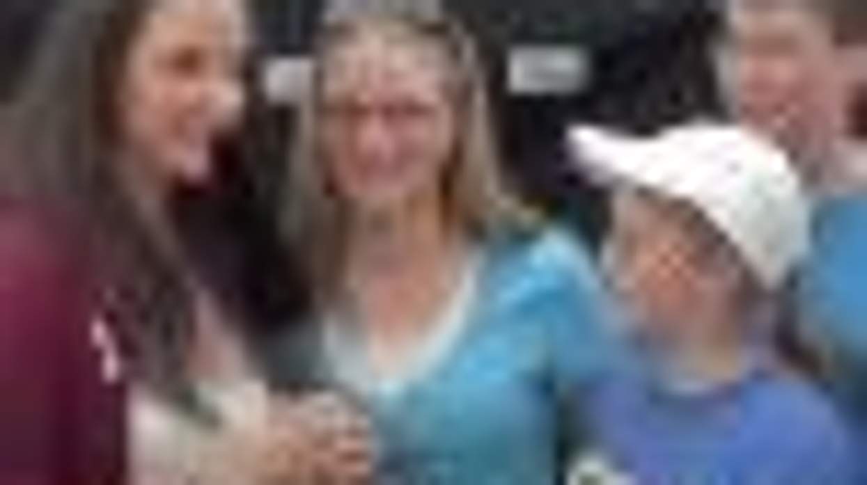 Backstage at 'Meet in the Middle' Video Interview with Morgan Early and COLAGE