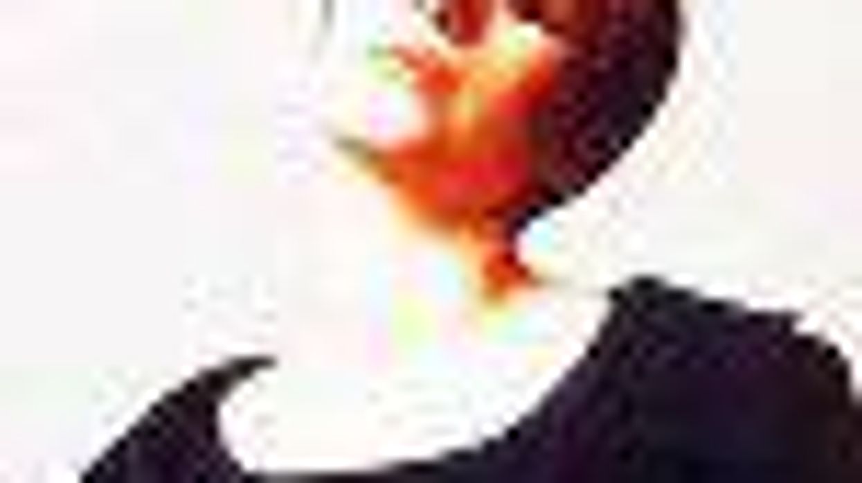 Streisand: Carpets Match the Drapes?