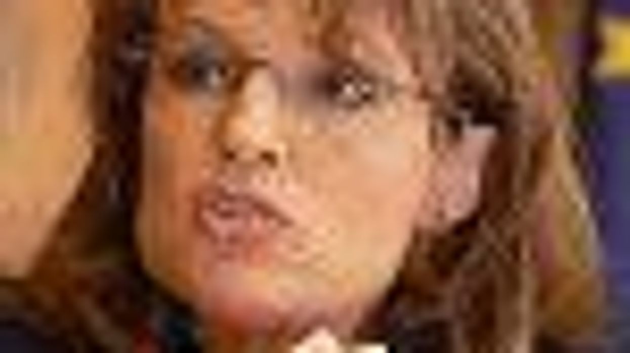 Sarah Palin Defends Carrie Prejean's Anti-Gay Marriage Views