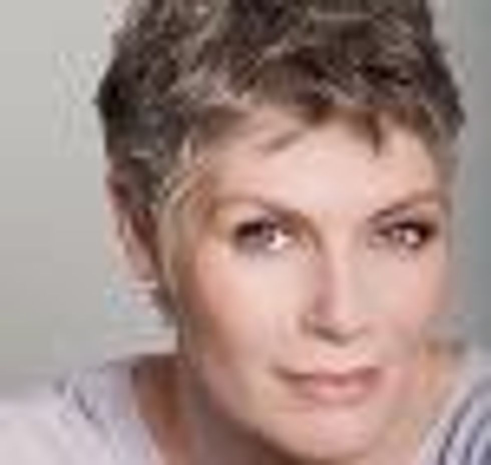 Kelly McGillis Says She's Gay on SheWired's 'Girl Rock'