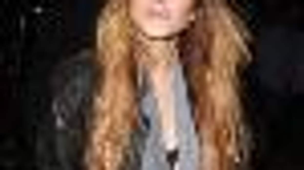 Lindsay Lohan Wanted for Arrest on $50,000 Warrant by Beverly Hills Police Dept.