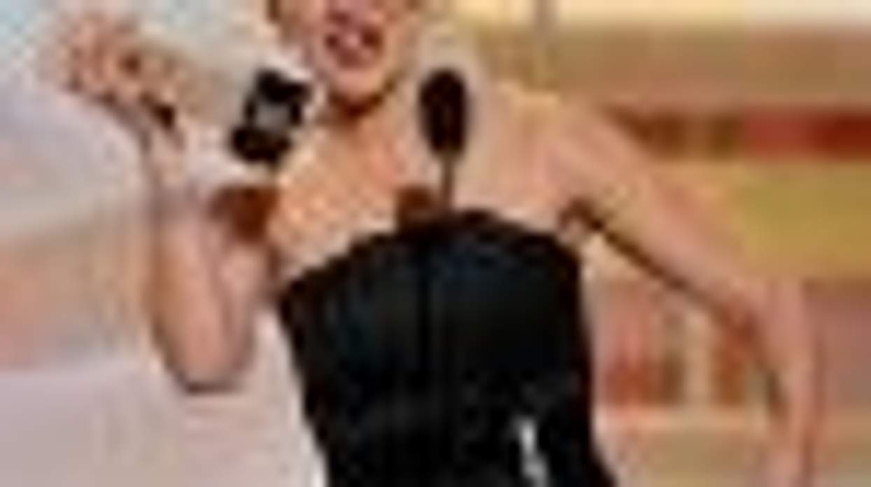 Kate Winslet Wins Dual Golden Globes