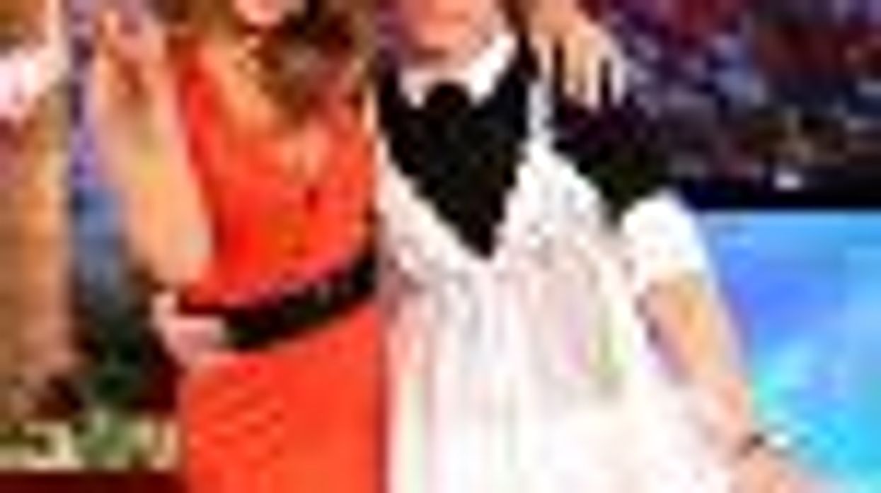 Ellen Degeneres Gives Mariah Carey a Champagne Pregnancy Test