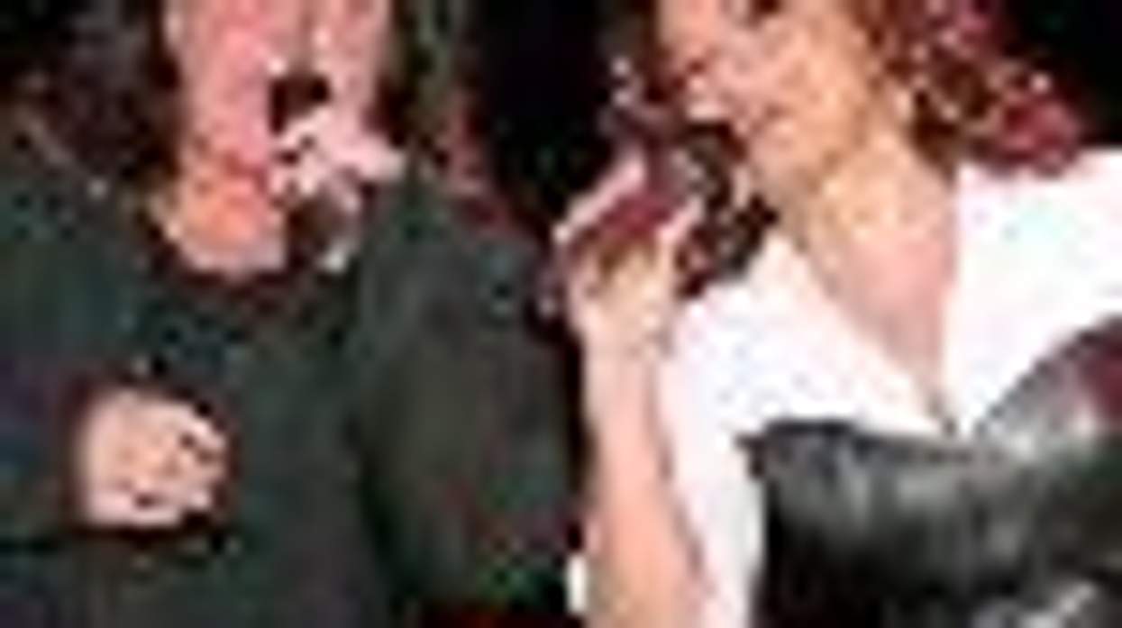 Gossip Girl and Her Gay: Gloria Estefan, Hillary Clinton