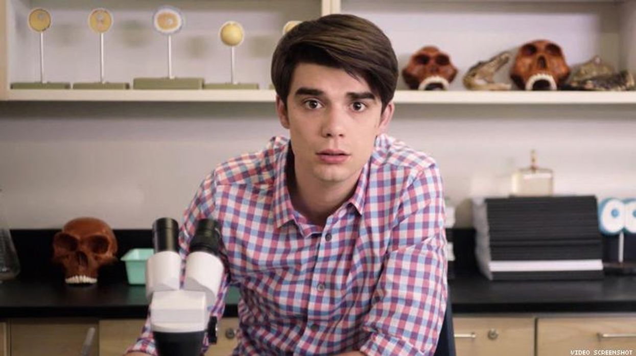 <p><em>Alex Strangelove</em> Wonders 'How Did You Know You Were Gay?' in New Clip</p>