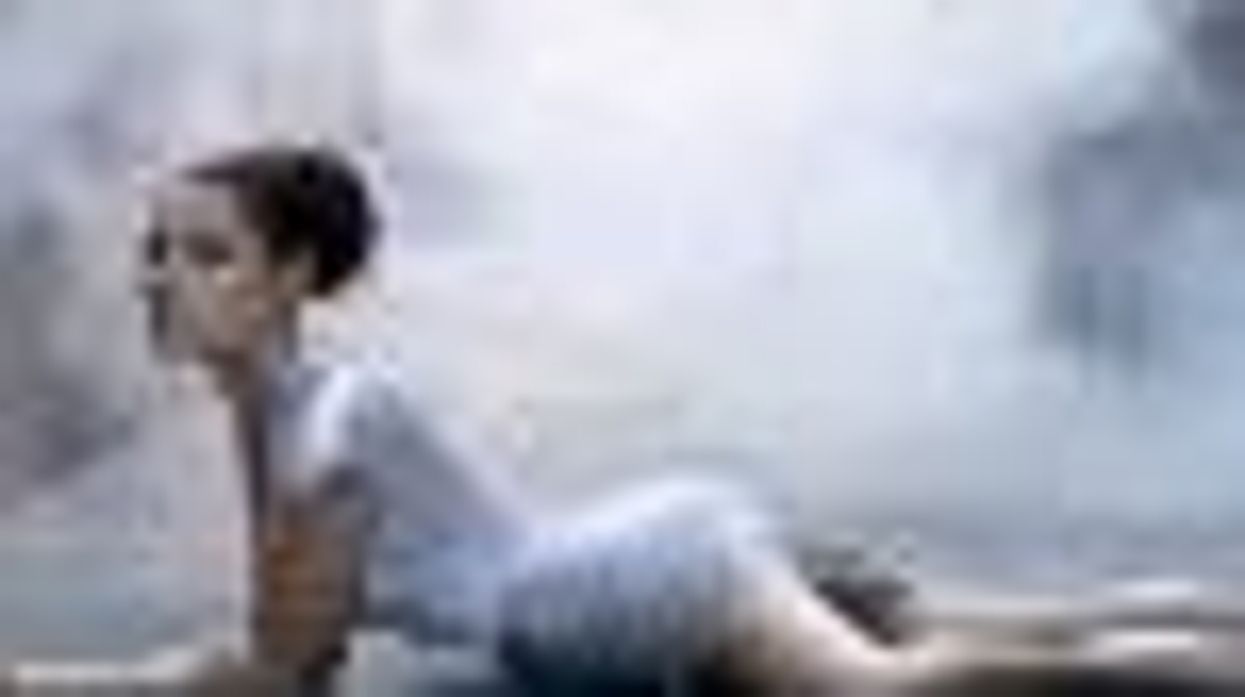 SheWired�s Shot of the Day: Mila Kunis Shows Off Her Killer Legs