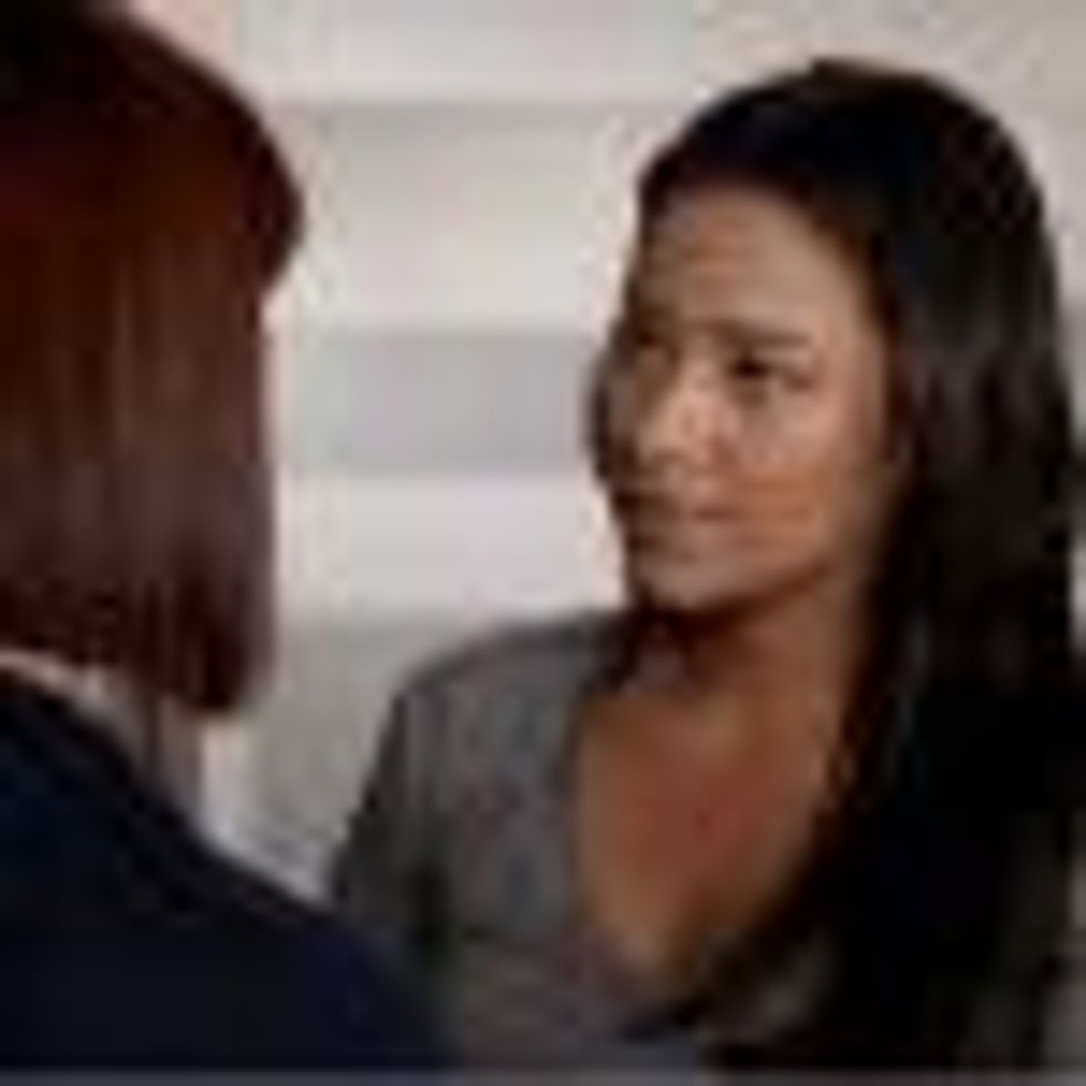 'Pretty Little Liars' Gay-Cap: A Bully and the Breast Stroke