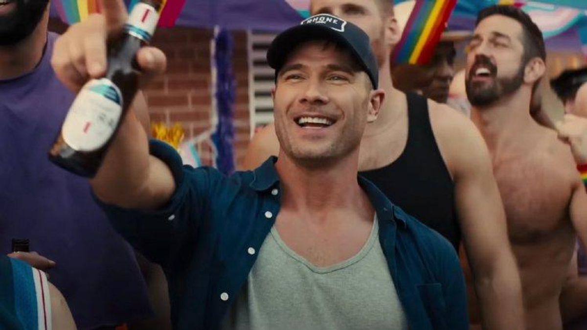 Luke Macfarlane Reflects on 'Gay Masculinity' Standards Shown in Bros