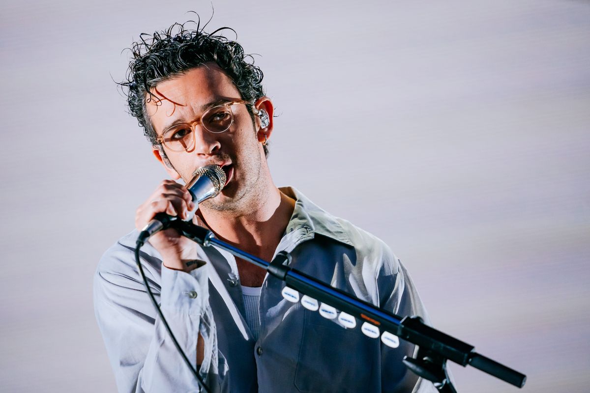 The 1975's Matty Healy Kisses Bassist At Malaysia Show, Gets Banned