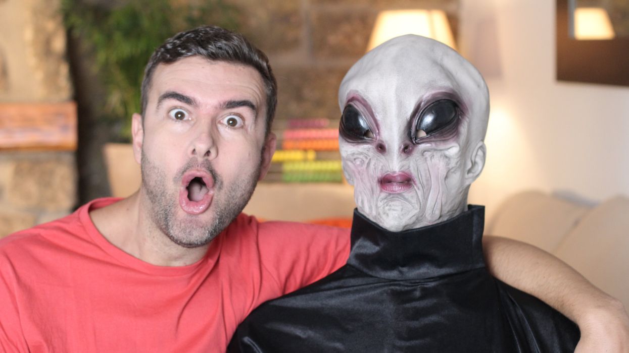 What Should We Show the Aliens First?