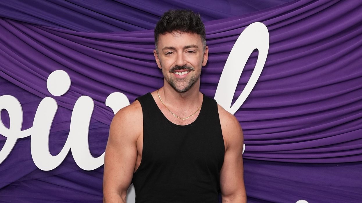 Matteo Lane just posted a spicy new thirst trap & we're drooling