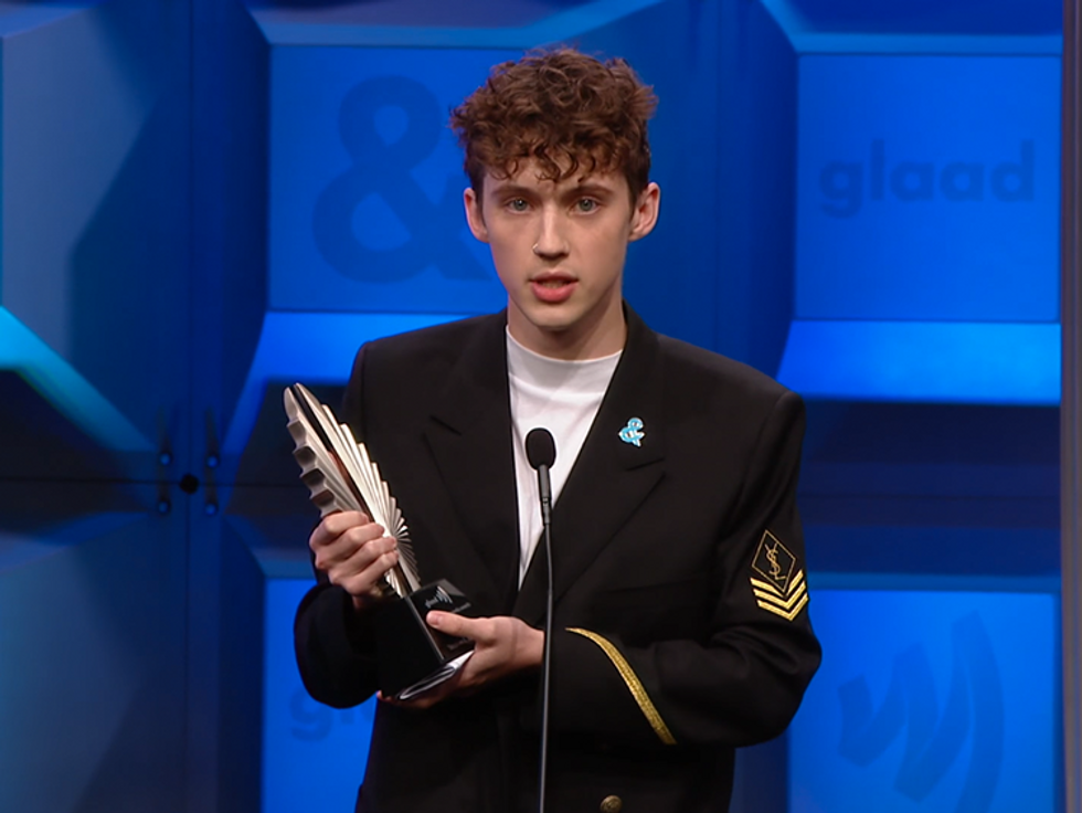 An Emotional Troye Sivan Honors LGBT Activism in a Moving Acceptance Speech