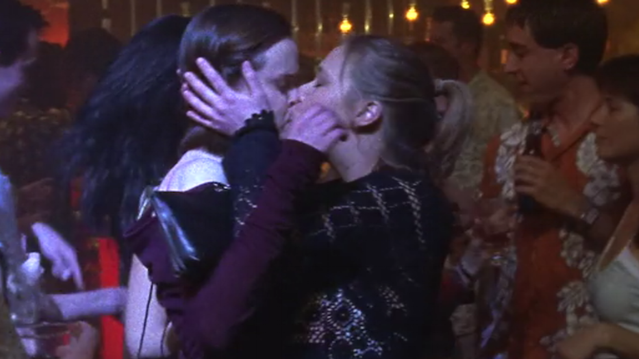 10 TV Gal Pals Who Should’ve Been More Than Friends