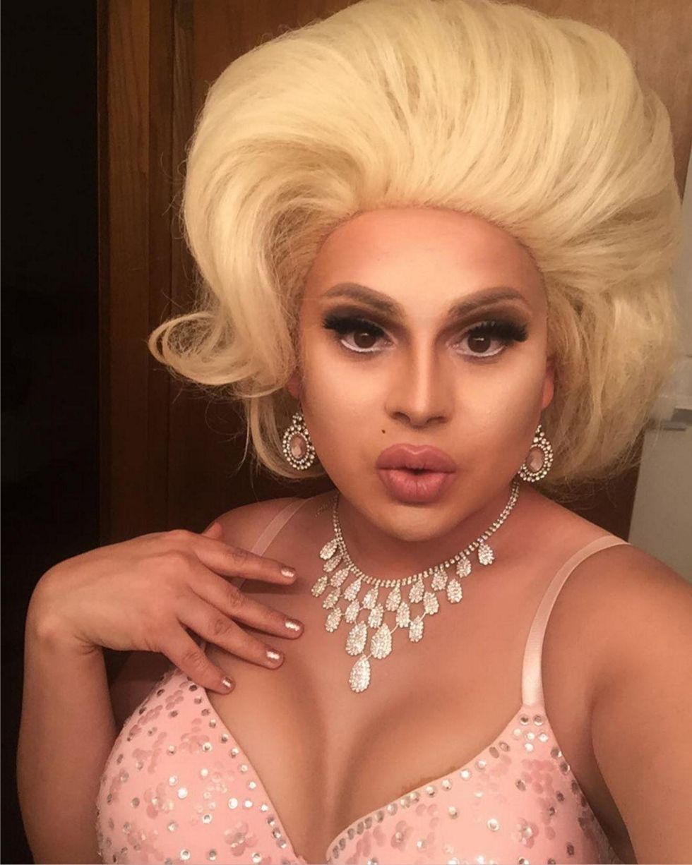 Jaymes Mansfield (Milwaukee, Wisconsin)