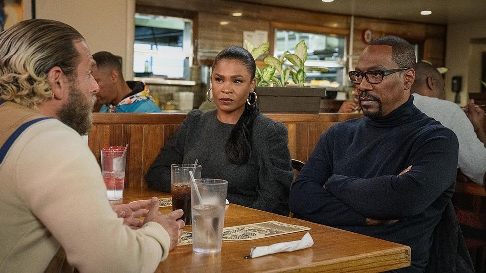 Jonah Hill, Nia Long and Eddie Murphy meet in a resturant in You People