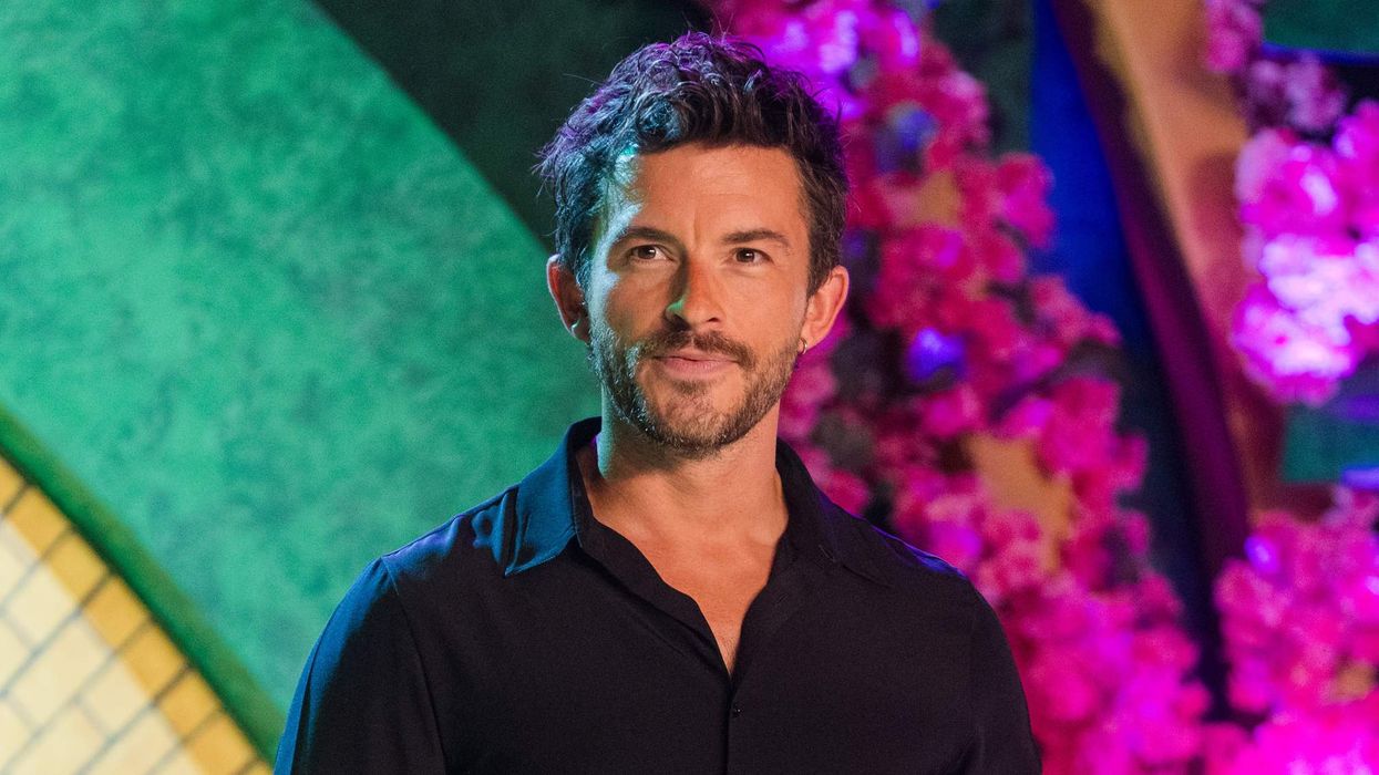 Jonathan Bailey during the red carpet for the movie Wicked: For Good.