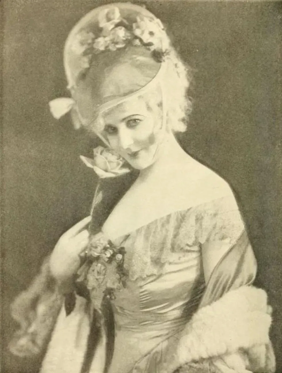 Julian Eltinge for Photoplay magazine