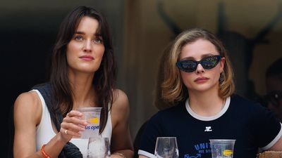 Kate Harrison (L) and Chloe Grace Moretz