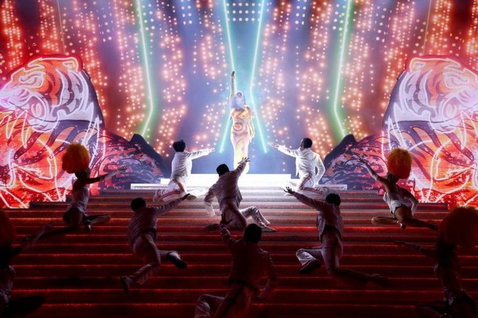 katy_perry_play_12.29_credit_getty_images_john_shearer