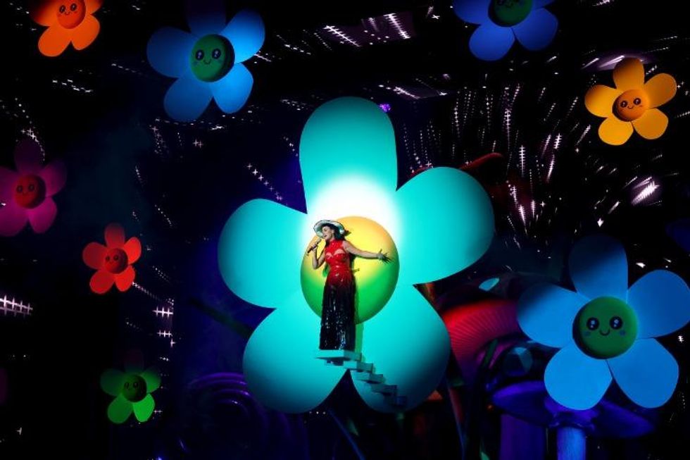 katy_perry_play_12.29_credit_getty_images_john_shearer