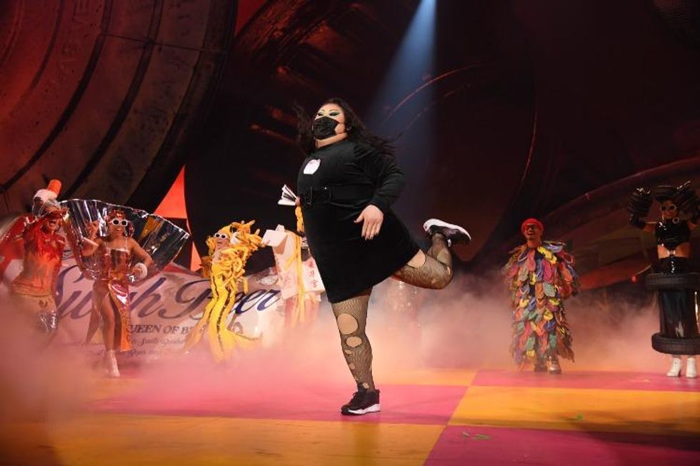 katy_perry_play_12.29_credit_getty_images_kevin_mazur