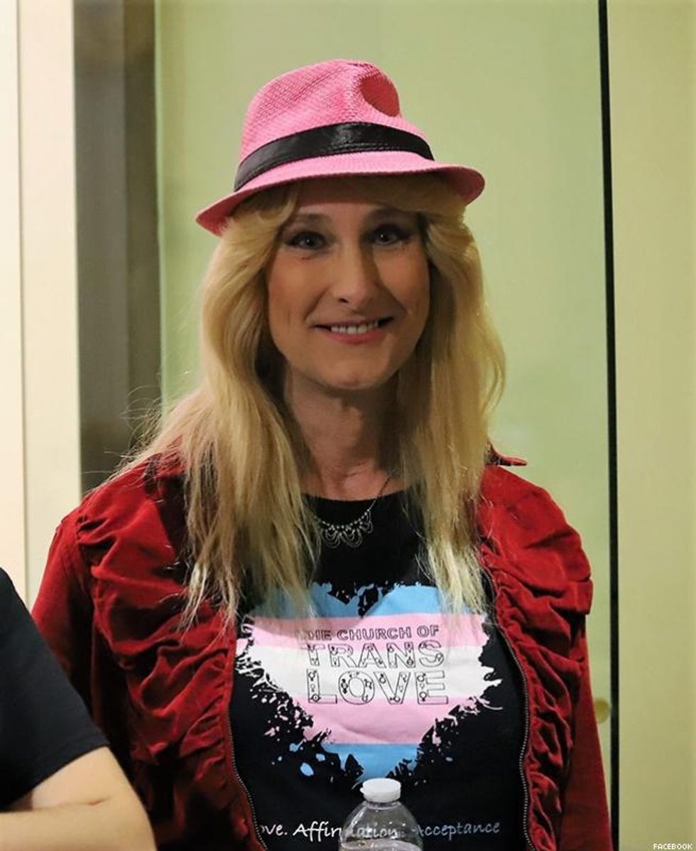 Kendra Neuberger (trans woman, she/her)