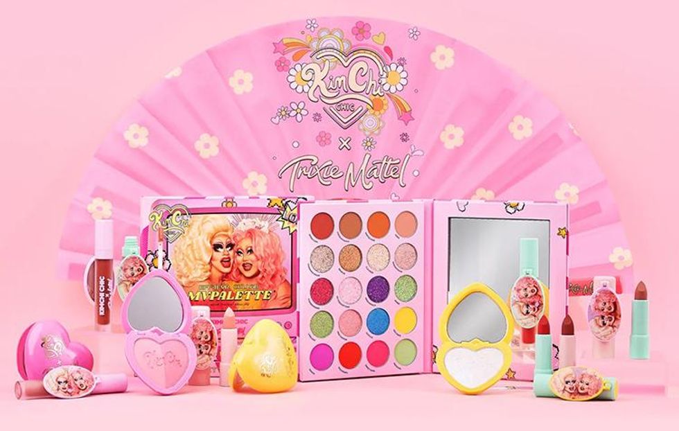 Kim Chi BFF4EVER collection