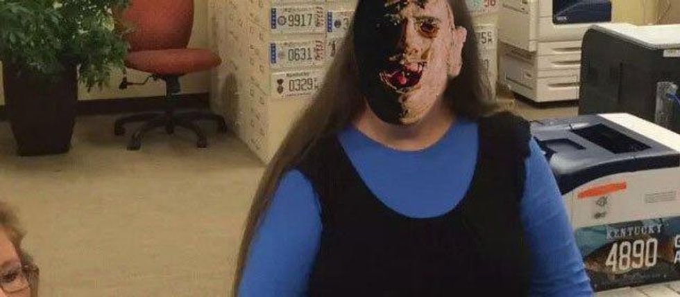 kim-davis-leatherface-texas-chainsaw-massacre