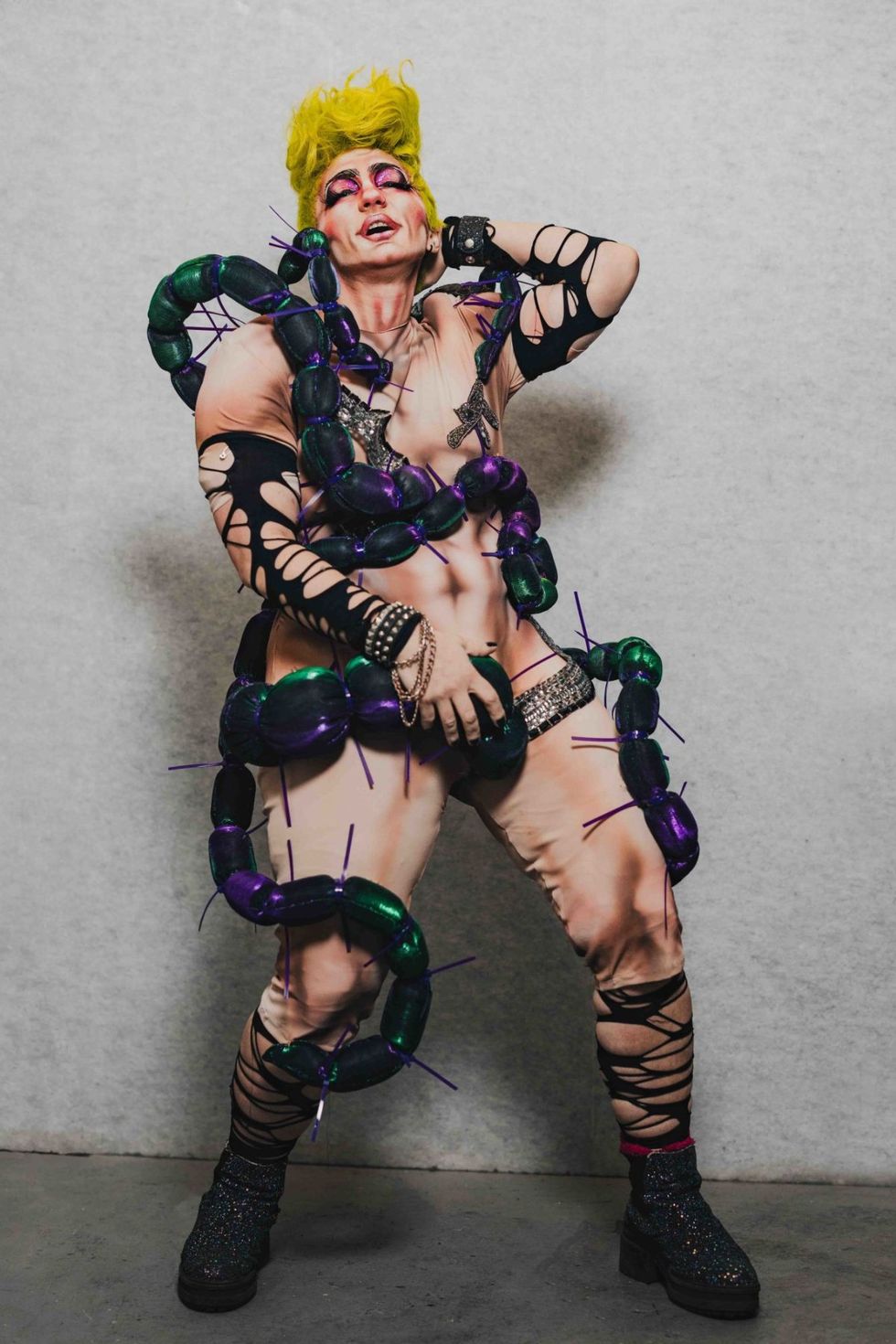 'King of Drag's \u200bHenlo Bullfrog